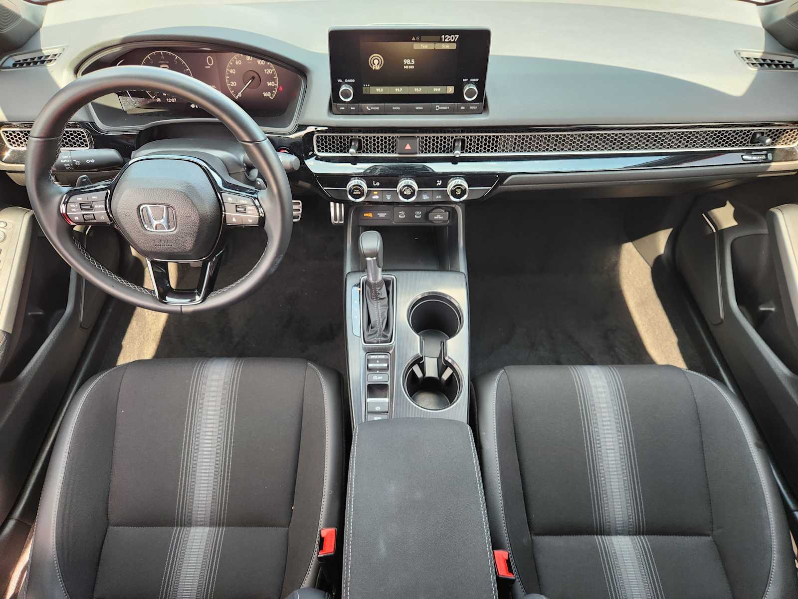 2026 Honda Civic Hatchback Sport - Photo 23