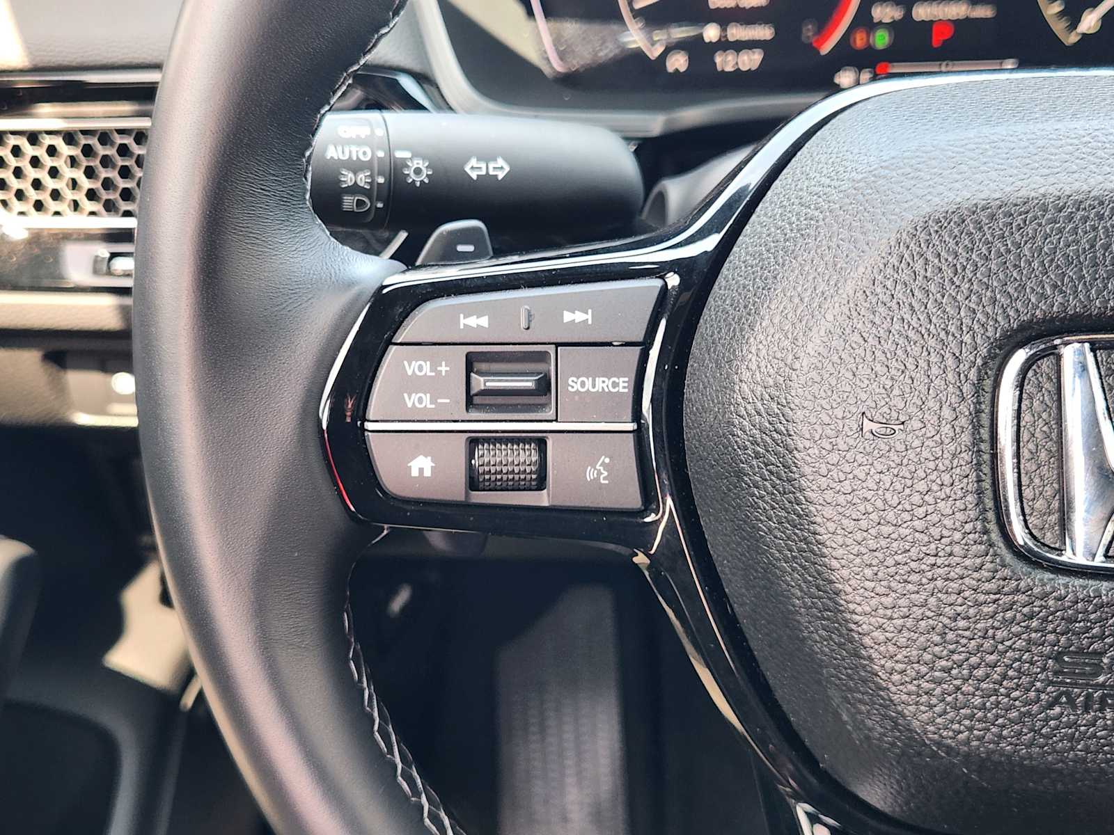 2026 Honda Civic Hatchback Sport - Photo 25
