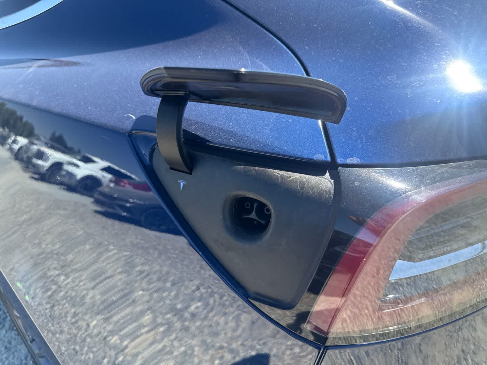2018 Tesla Model 3 - Photo 10