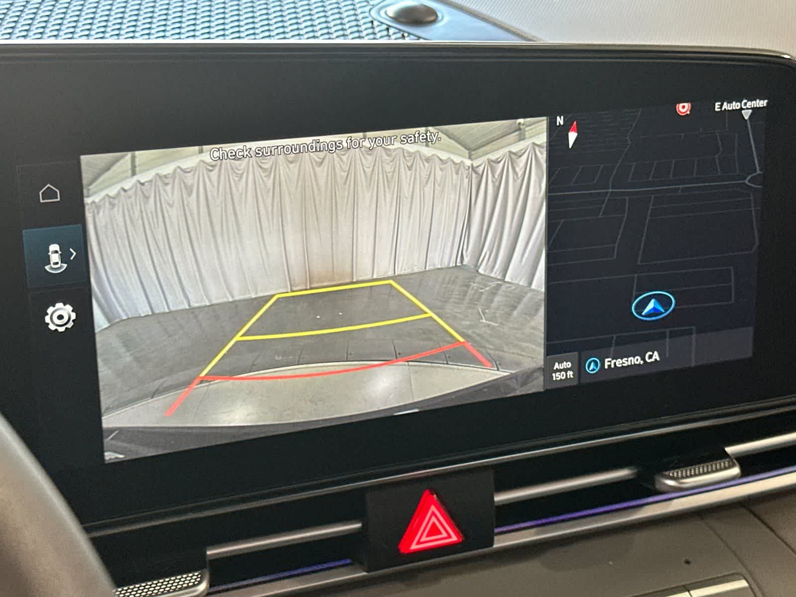 2024 Hyundai Elantra SEL - Photo 18