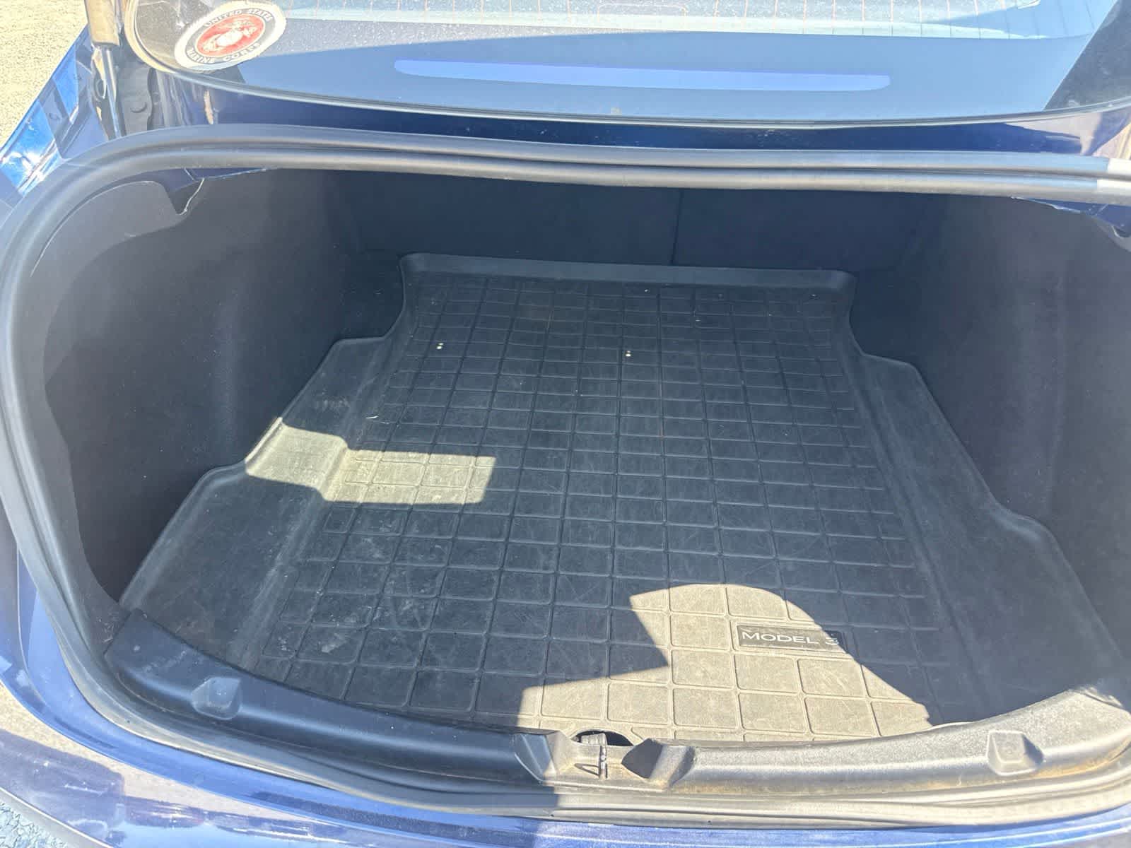2018 Tesla Model 3 - Photo 12