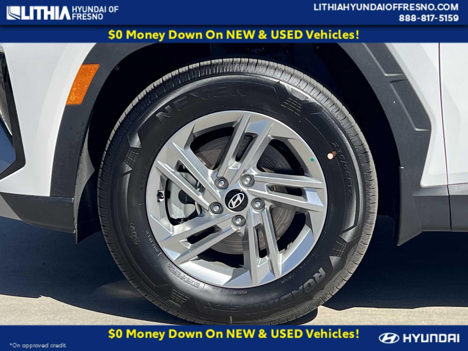 2025 Hyundai Tucson SE - Photo 24