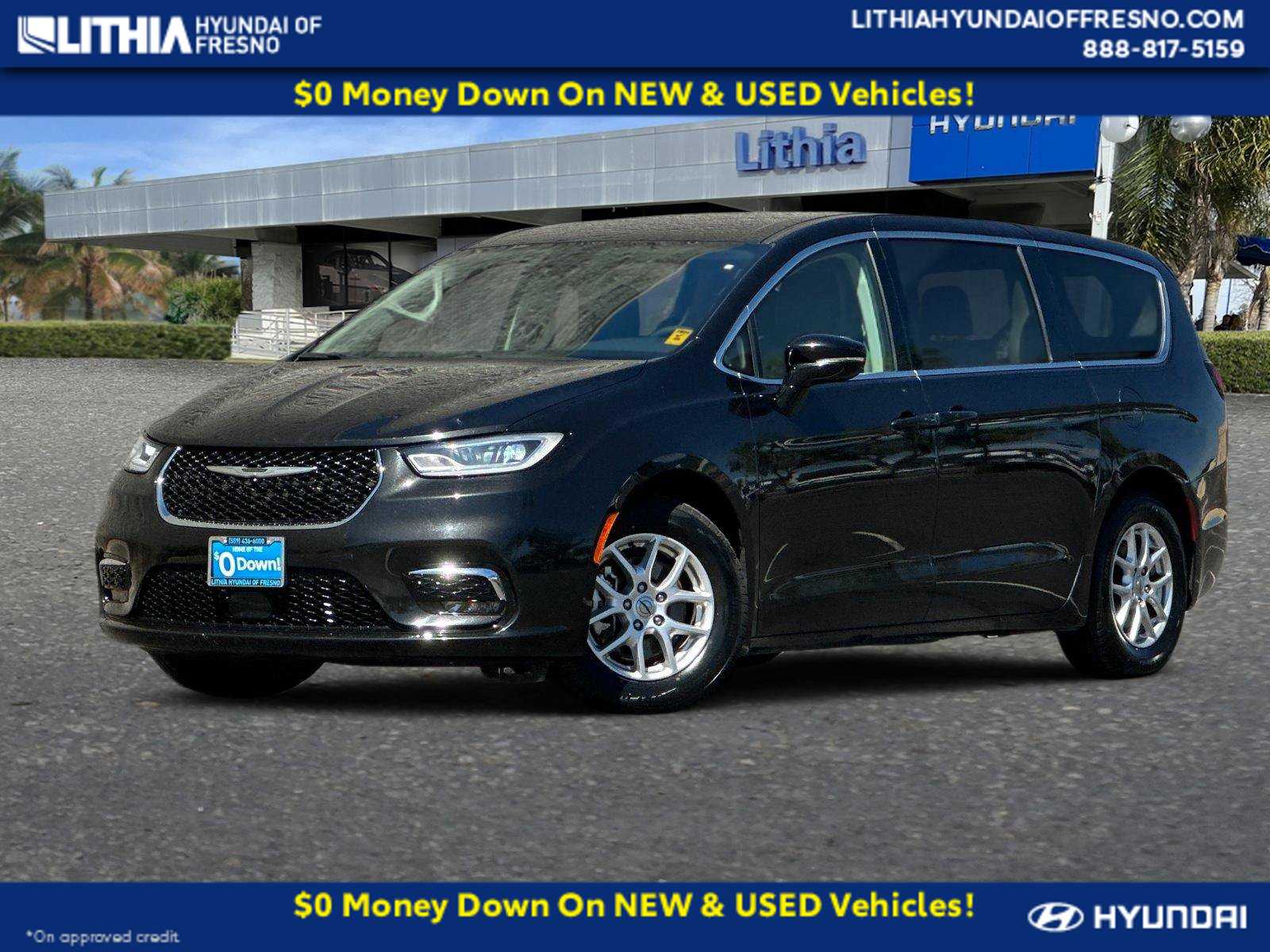 Used 2024 Chrysler Pacifica Touring L Van Passenger Van