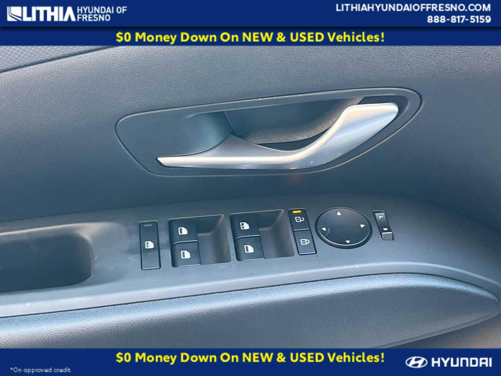2025 Hyundai Tucson SE - Photo 12
