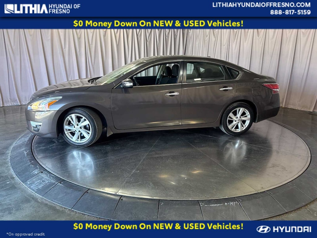 Used 2015 Nissan Altima 2.5 SV Sedan