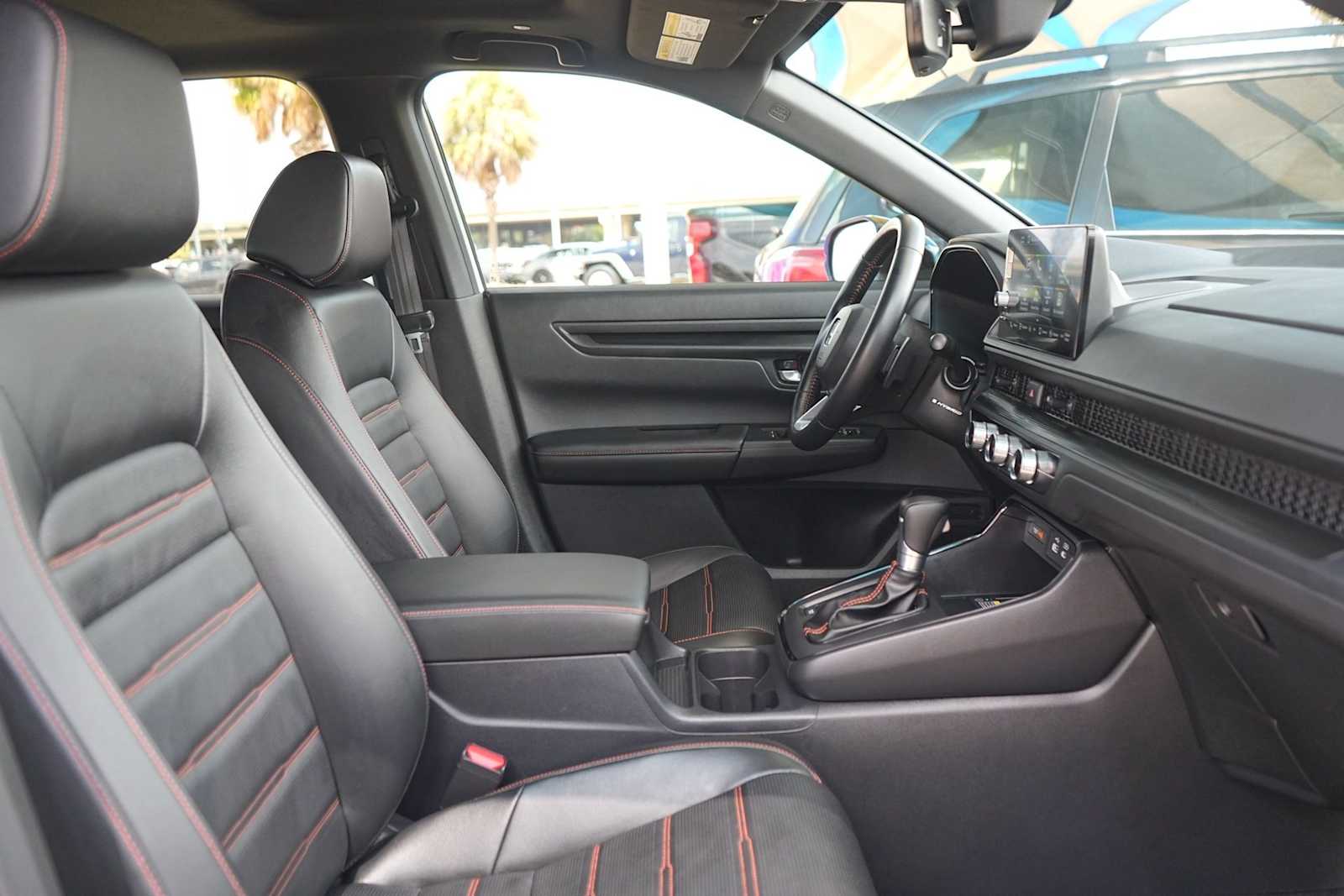 2025 Honda CR-V Sport-L - Photo 14
