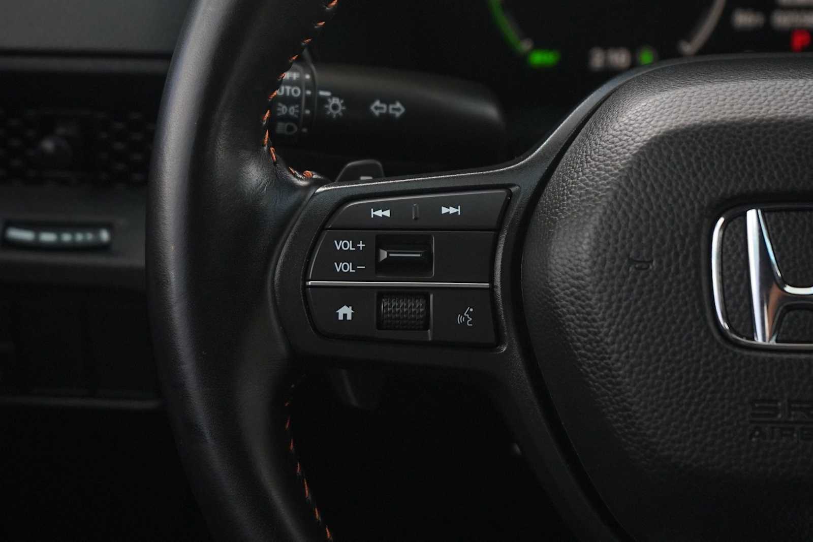 2025 Honda CR-V Sport-L - Photo 16