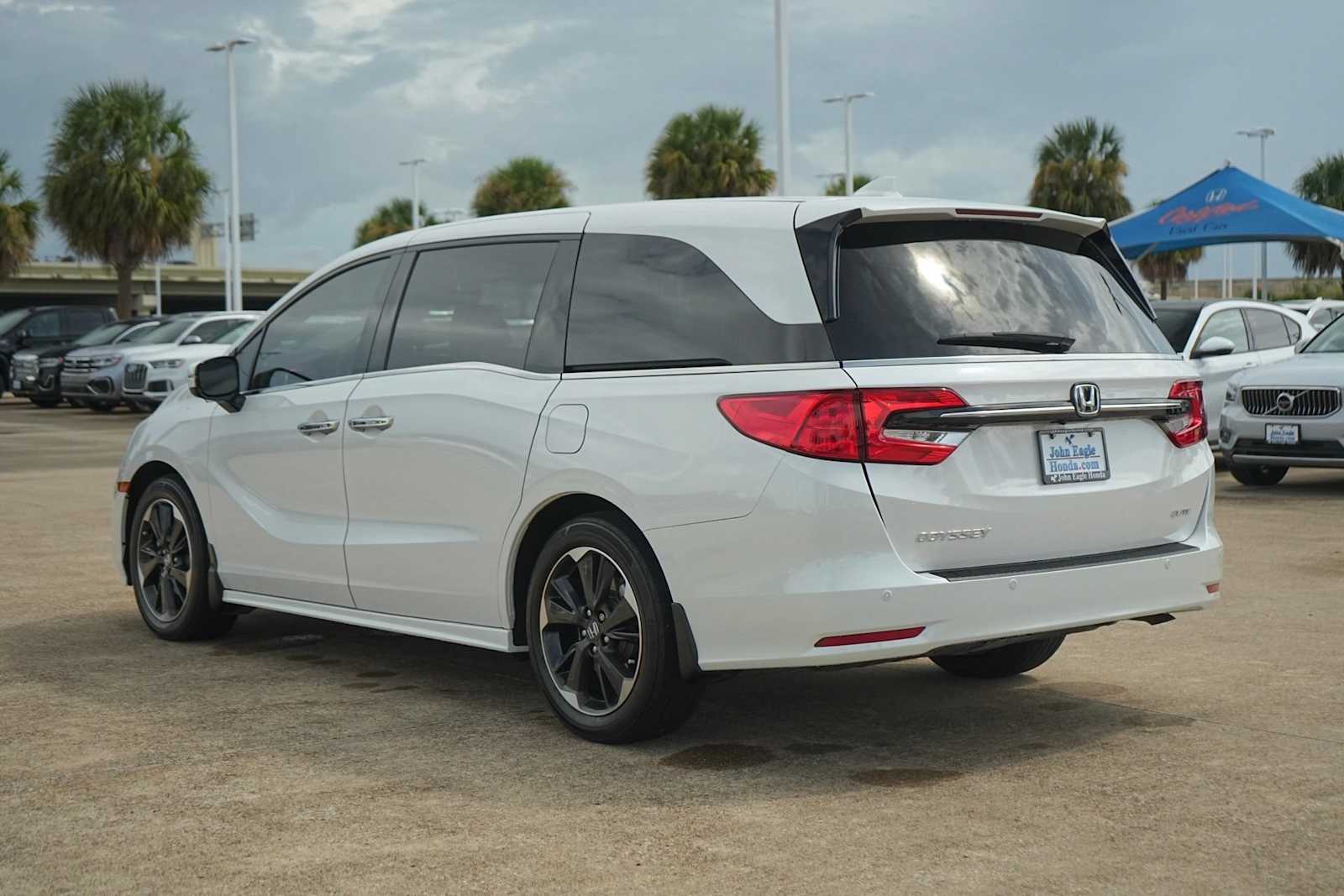 Certified 2024 Honda Odyssey Elite Van