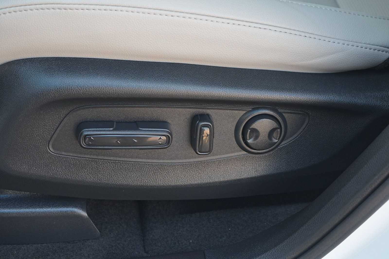 2026 Honda CR-V EX-L - Photo 12