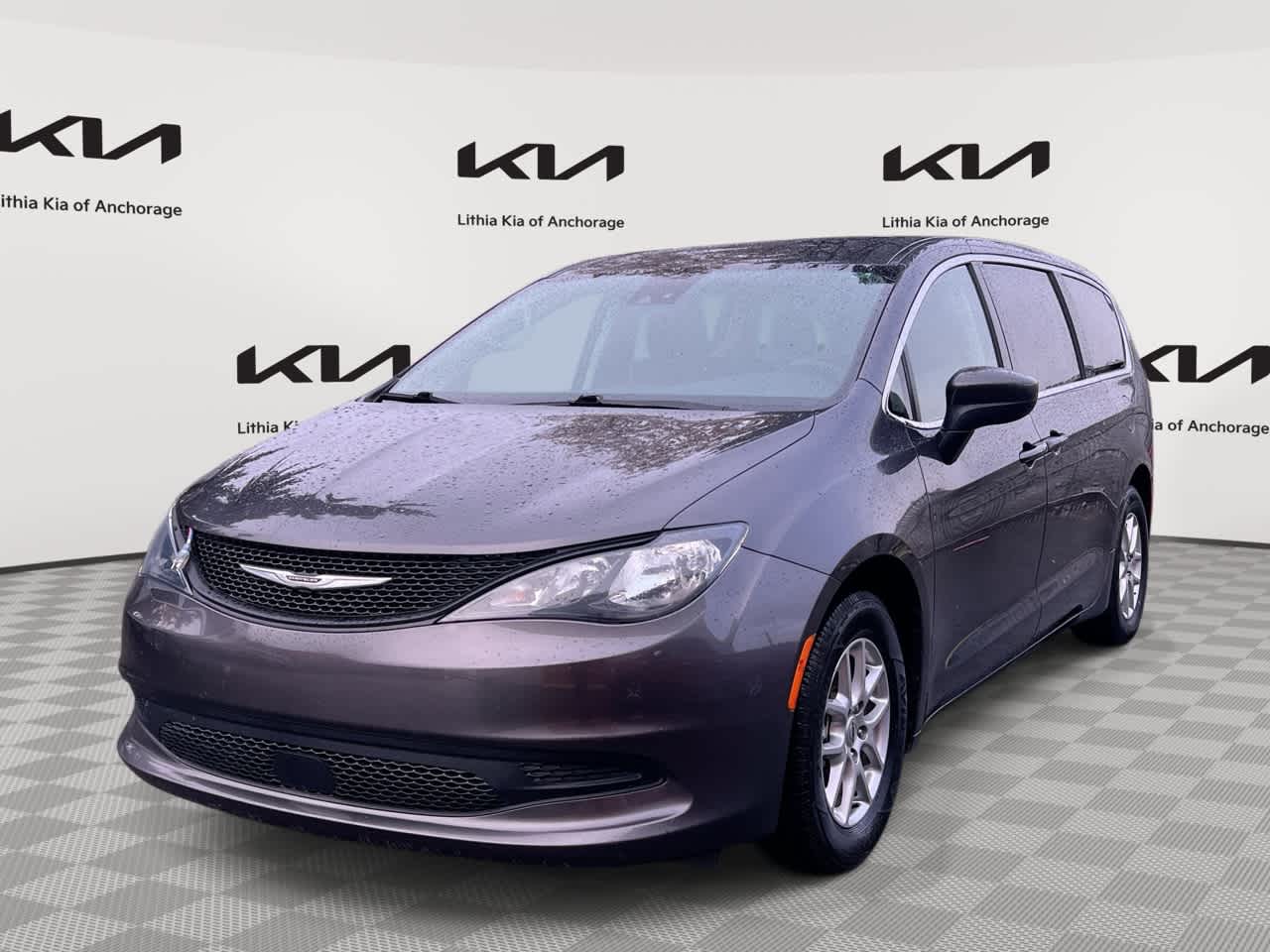2023 Chrysler Voyager