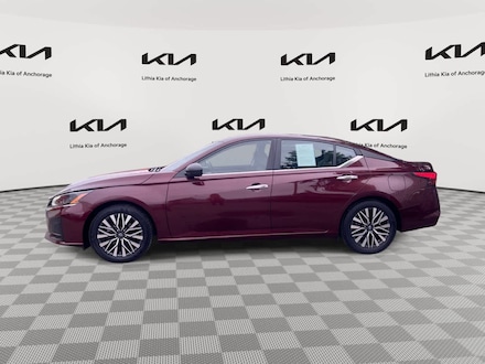 2024 Nissan Altima 2.5 SV Sedan