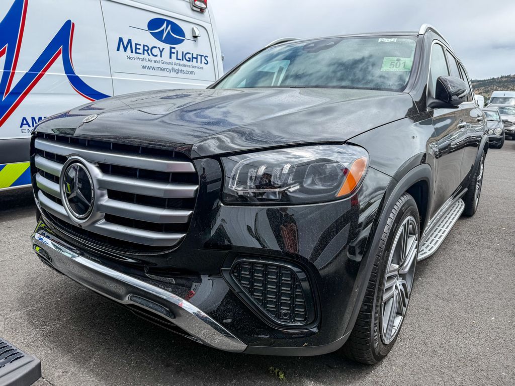 2026 Mercedes-Benz GLS 450 SUV 