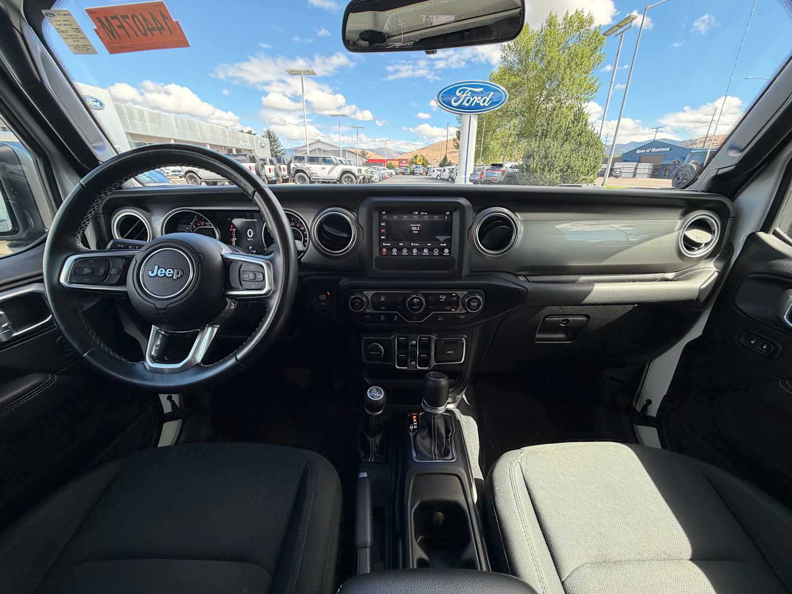 2021 Jeep Gladiator Overland - Photo 17