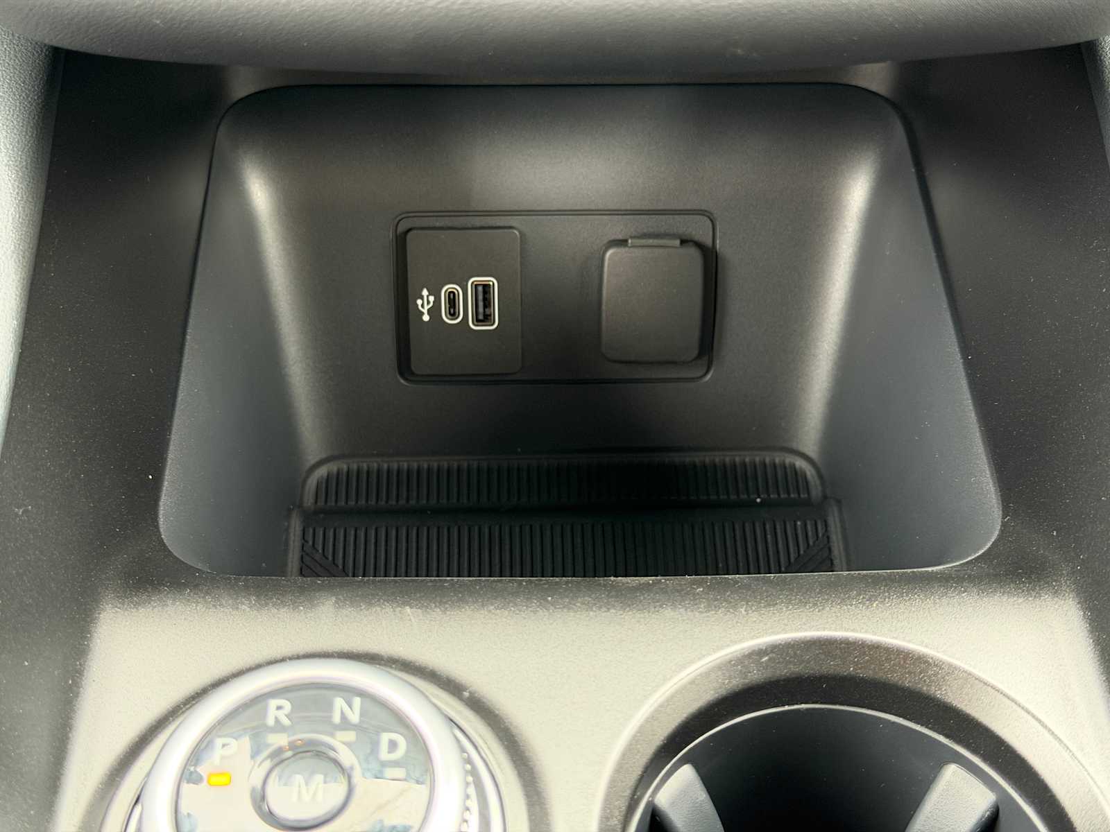 2026 Ford Explorer ST - Photo 20