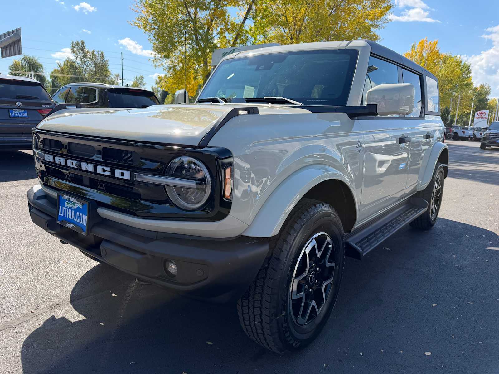 New 2026 Ford Bronco Outer Banks SUV