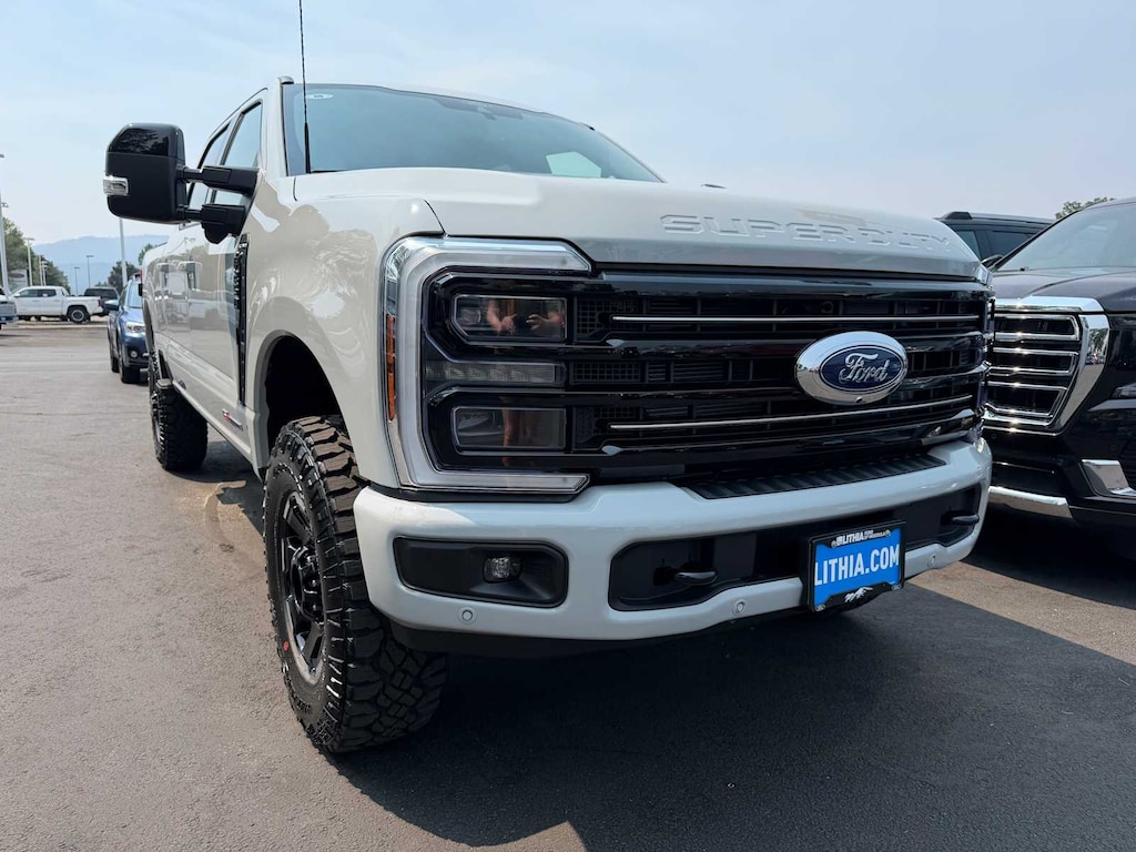 New 2026 Ford F-250 Platinum Truck Crew Cab