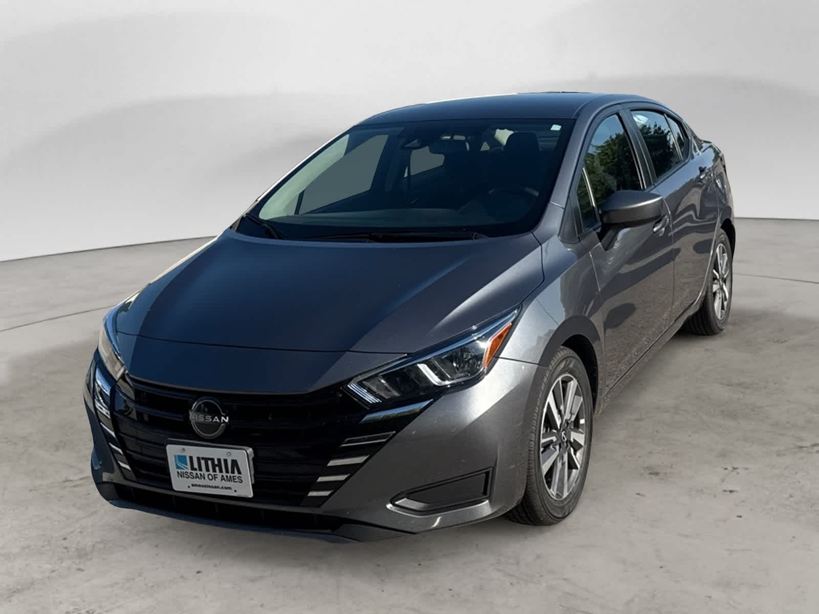 2024 Nissan Versa Sedan SV