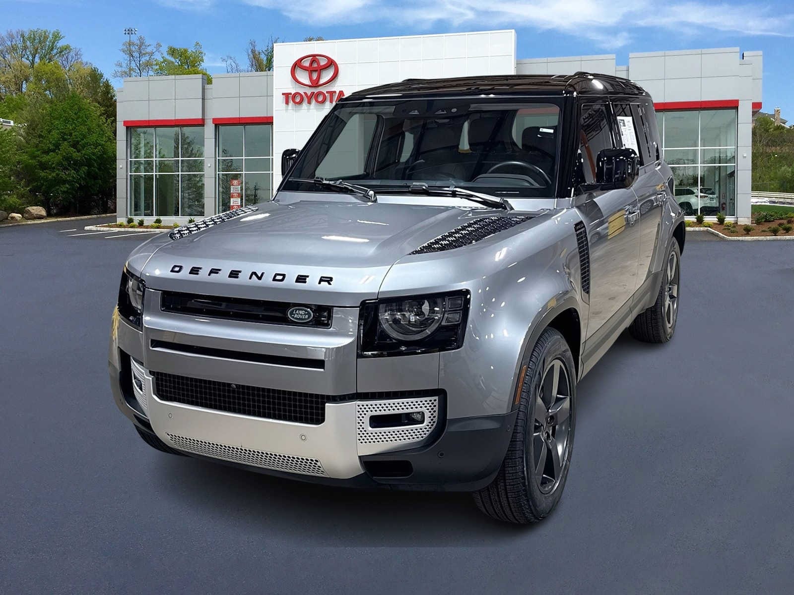2023 Land Rover Defender