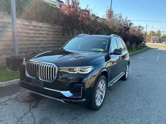 2019 BMW X7 40i