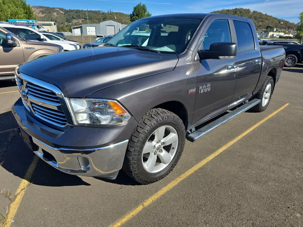 2017 RAM 1500 SLT
