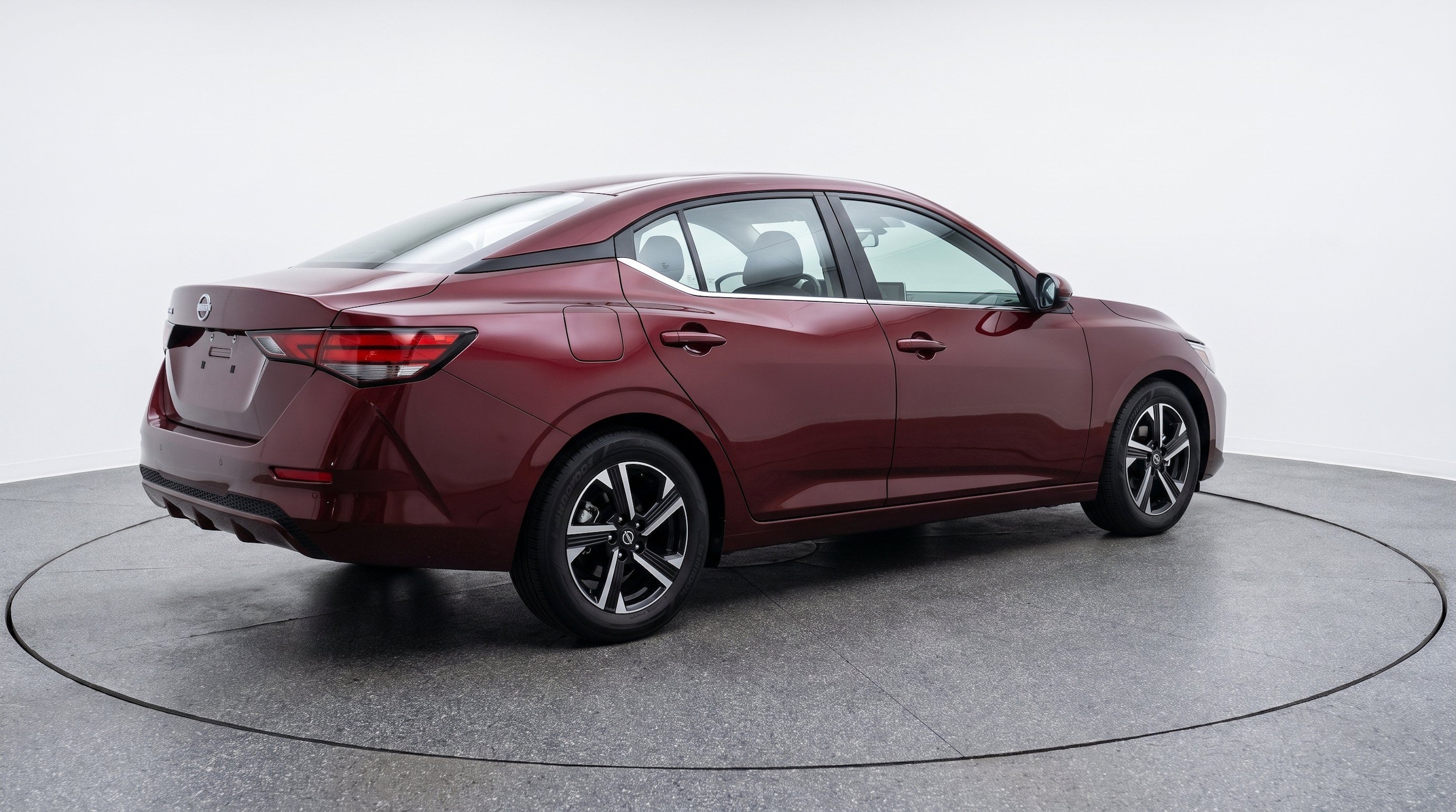 Thumbnail: 2025 Nissan Sentra - 9