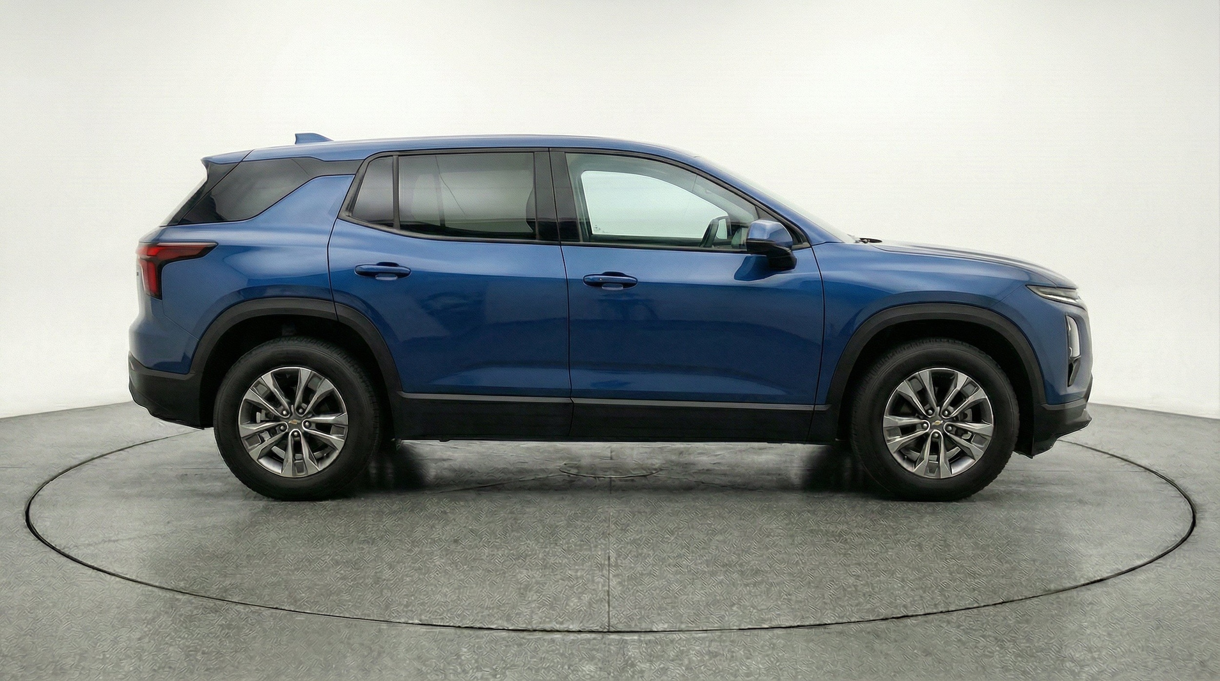 Thumbnail: 2025 Chevrolet Equinox - 10