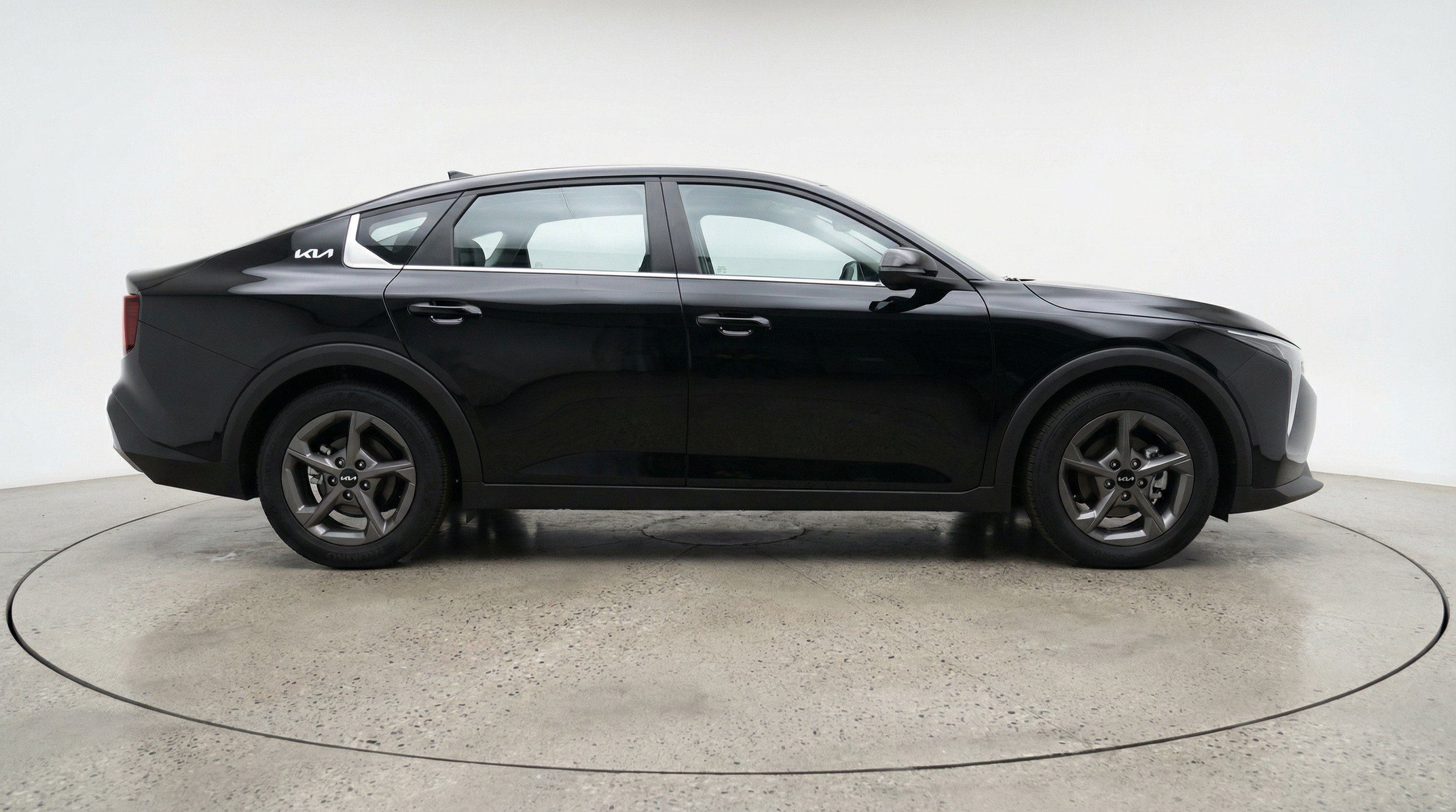 Thumbnail: 2025 Kia K4 - 10