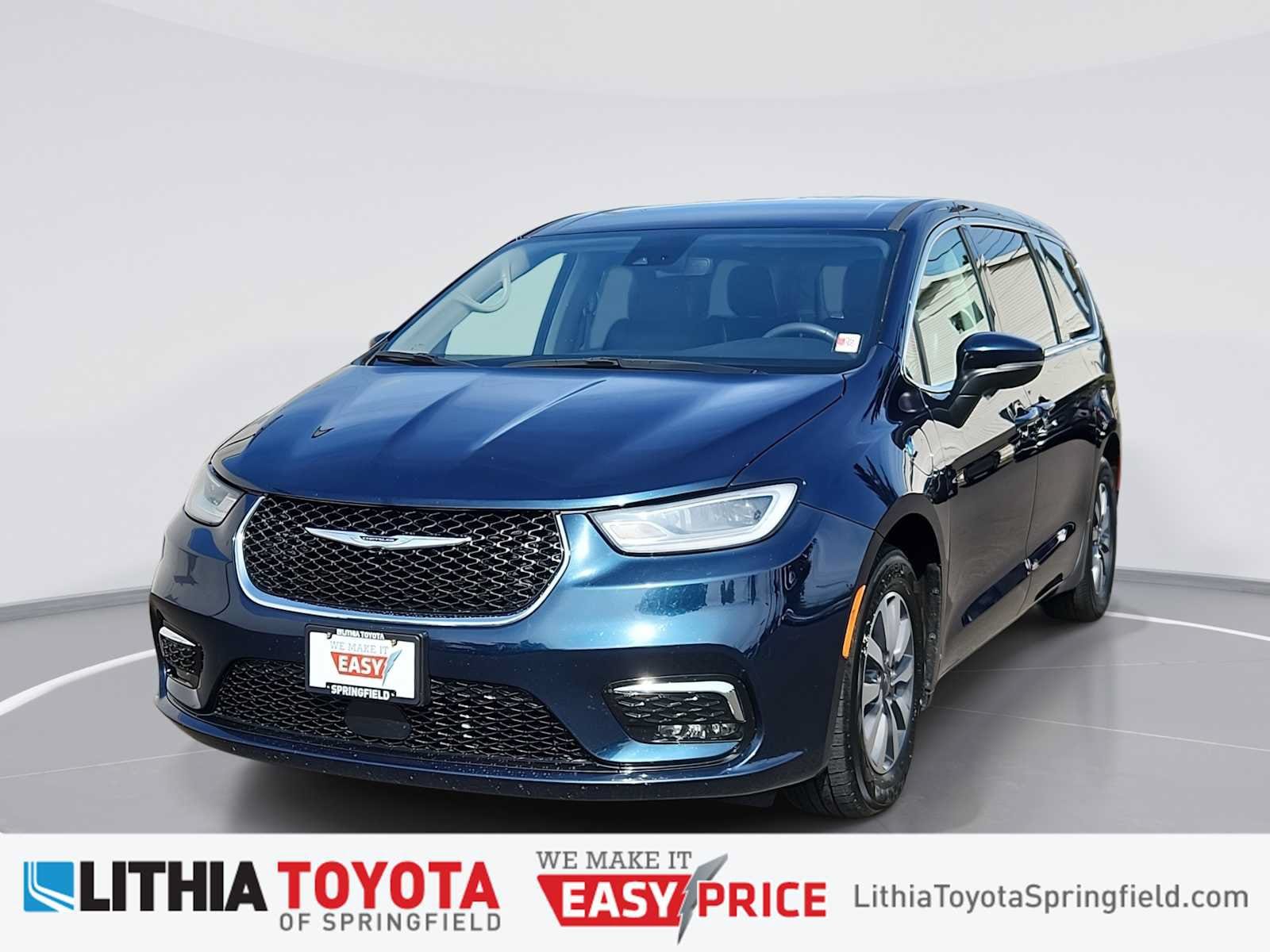 2023 Chrysler Pacifica Hybrid Touring L
