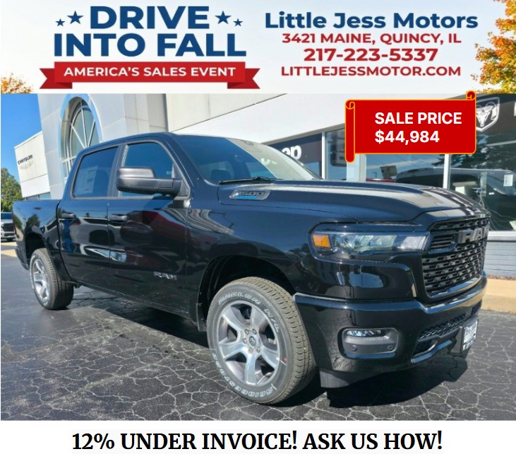 New 2026 Ram 1500 EXPRESS CREW CAB 4X4 5'7 BOX Pickup