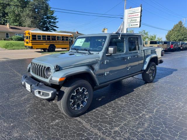 New 2026 Jeep Gladiator SAHARA 4X4 Pickup