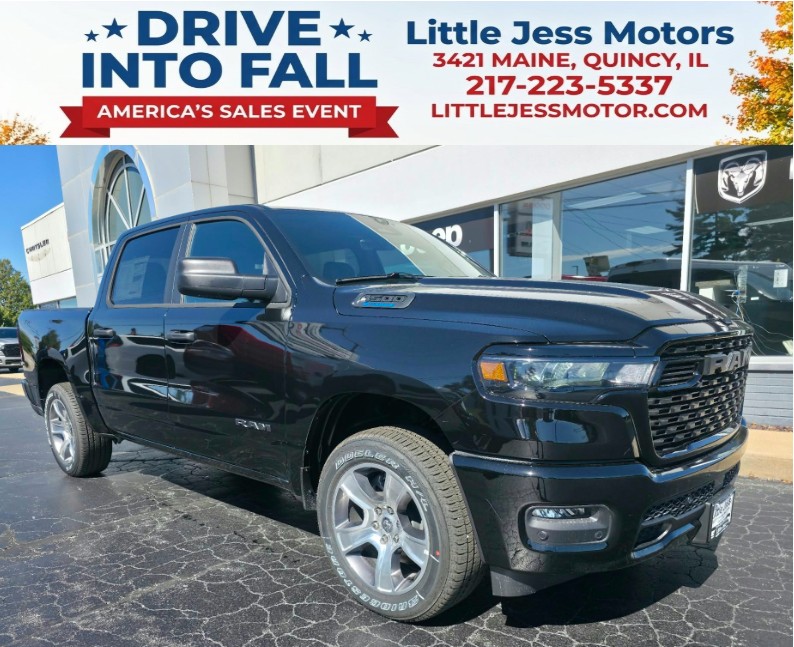 New 2026 Ram 1500 EXPRESS CREW CAB 4X4 5'7 BOX Pickup