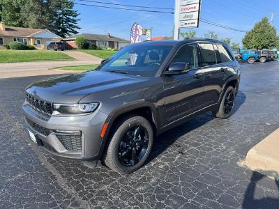 New 2026 Jeep Grand Cherokee LIMITED 4X4 Sport Utility