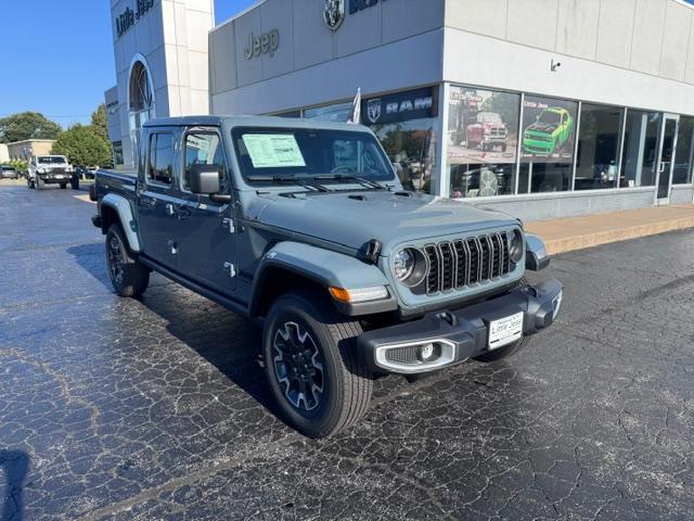 New 2026 Jeep Gladiator SAHARA 4X4 Pickup