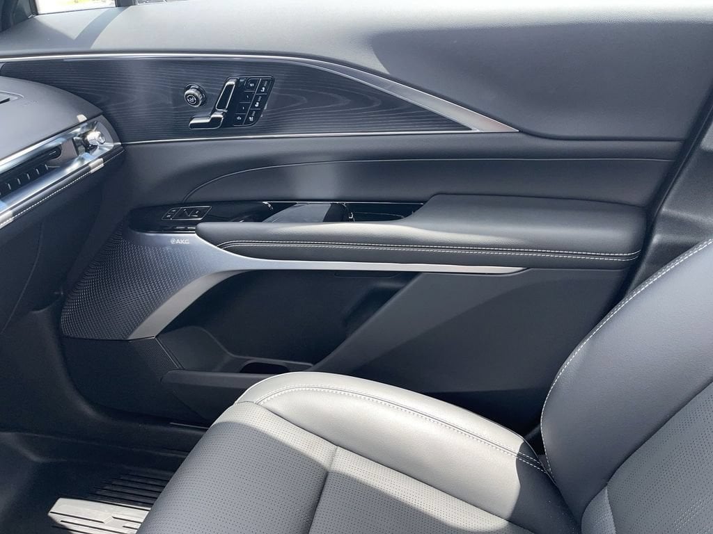 2026 Cadillac LYRIQ Premium Sport - Photo 26
