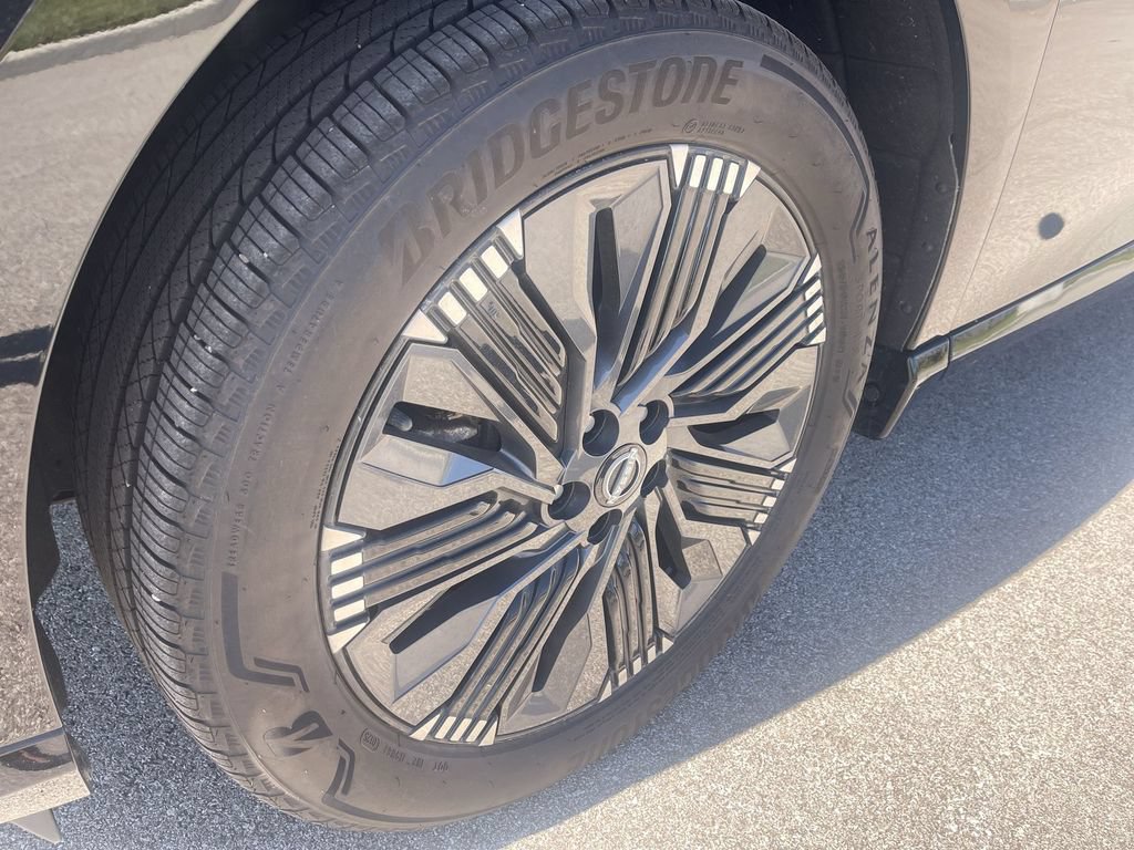 2025 Nissan Murano Platinum - Photo 10