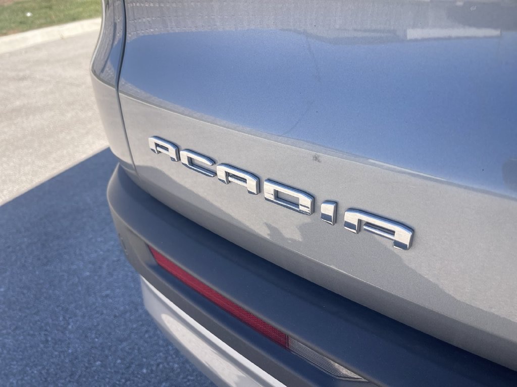 Used 2026 GMC Acadia Elevation SUV