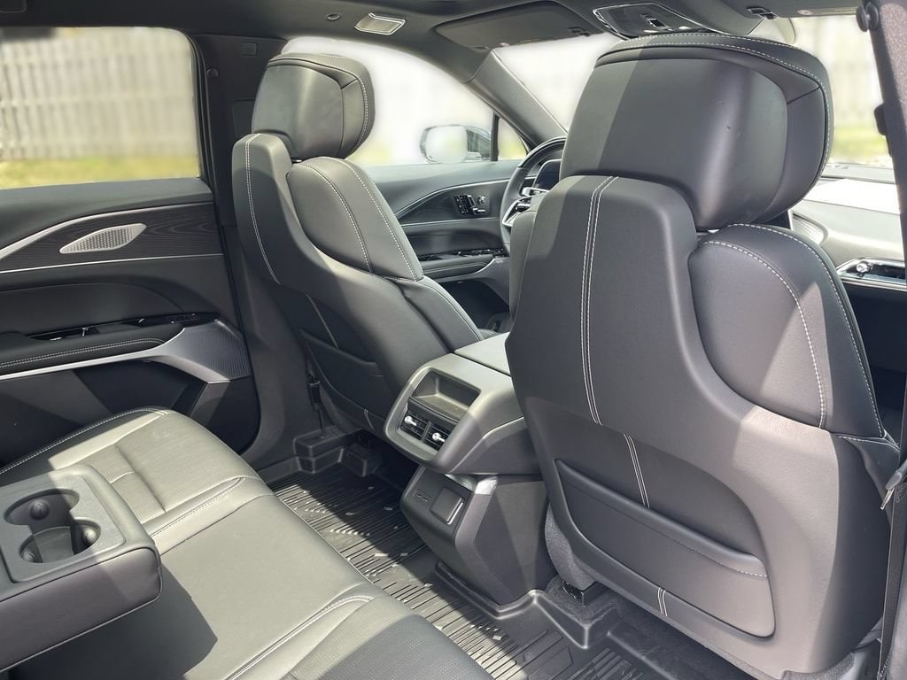 2026 Cadillac LYRIQ Premium Sport - Photo 34