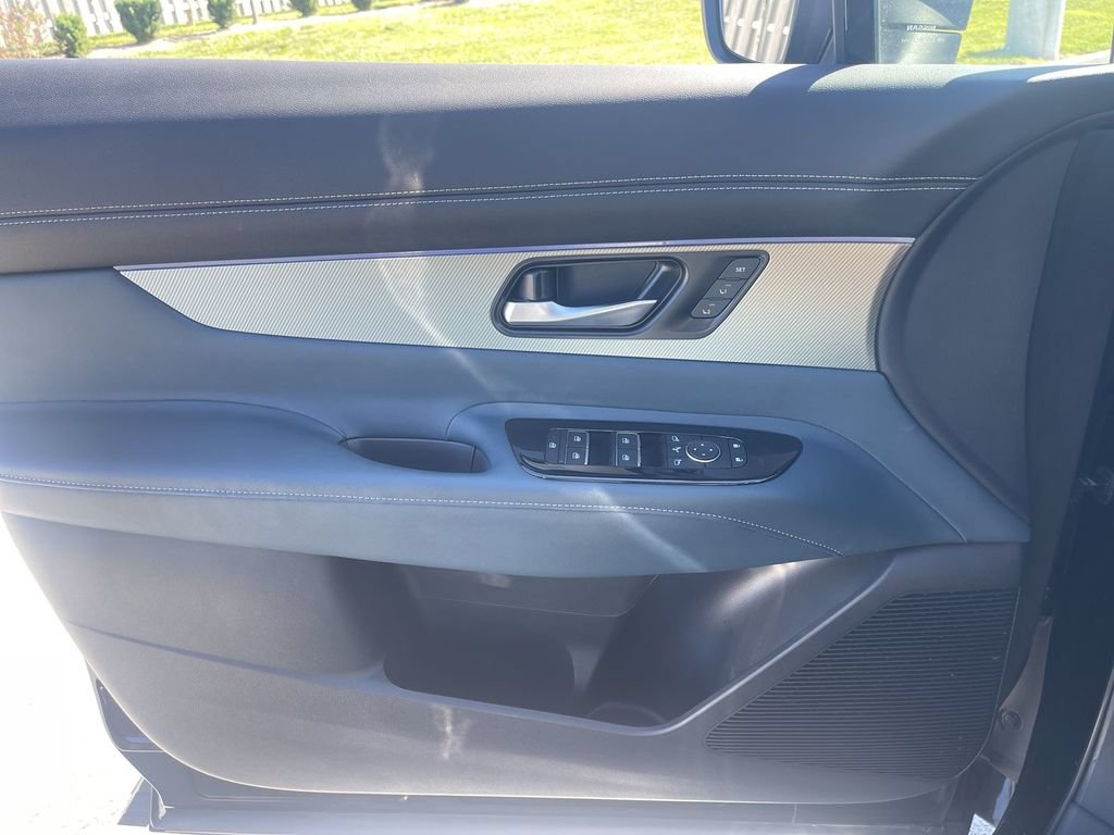 2025 Nissan Murano Platinum - Photo 35