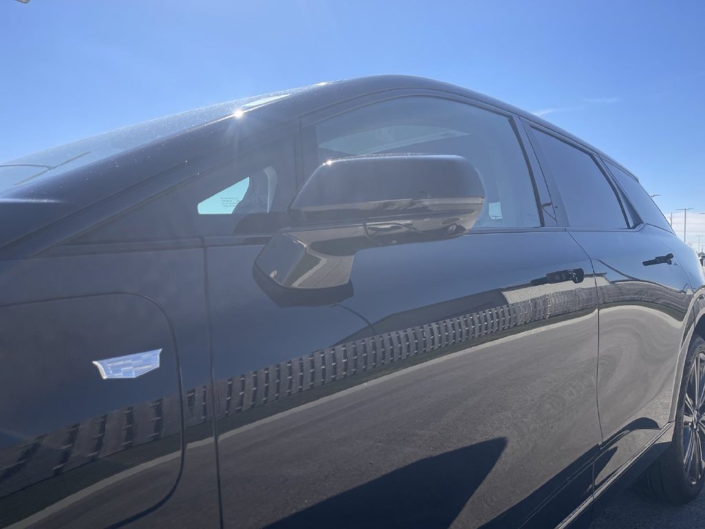 Certified 2025 CADILLAC OPTIQ Sport 2 SUV