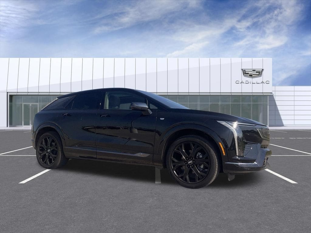 Used 2025 CADILLAC OPTIQ Sport 1 SUV