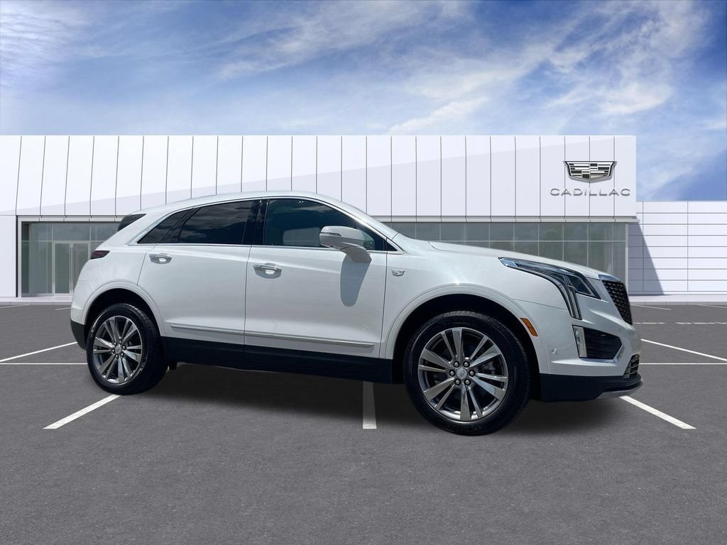 New 2026 CADILLAC XT5 Premium Luxury SUV