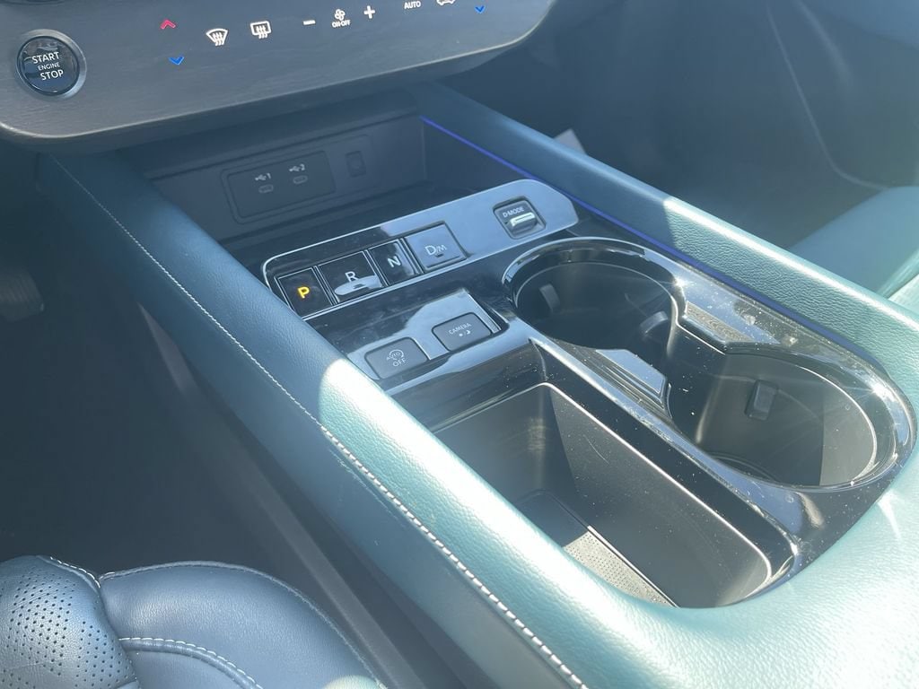 2025 Nissan Murano Platinum - Photo 33