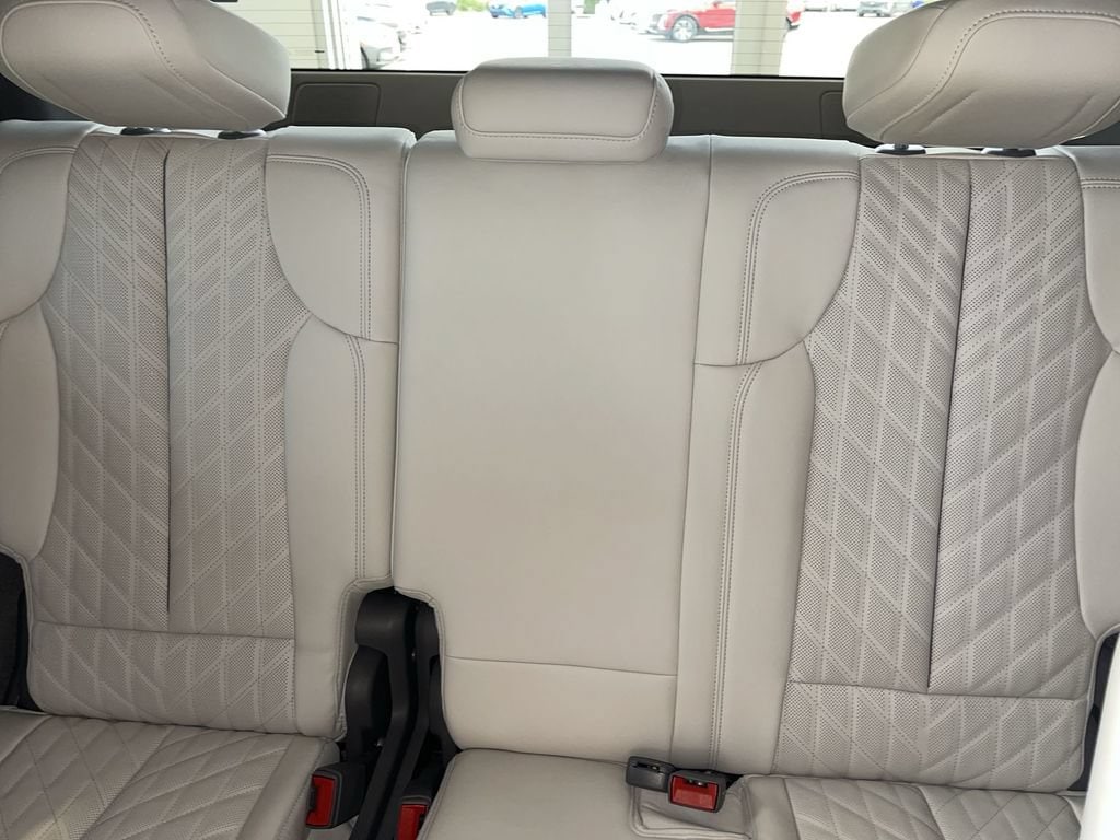 2026 Cadillac Escalade IQ Luxury - Photo 38
