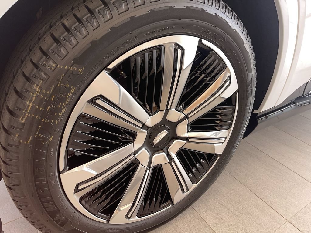 2026 Cadillac Escalade IQ Luxury - Photo 11