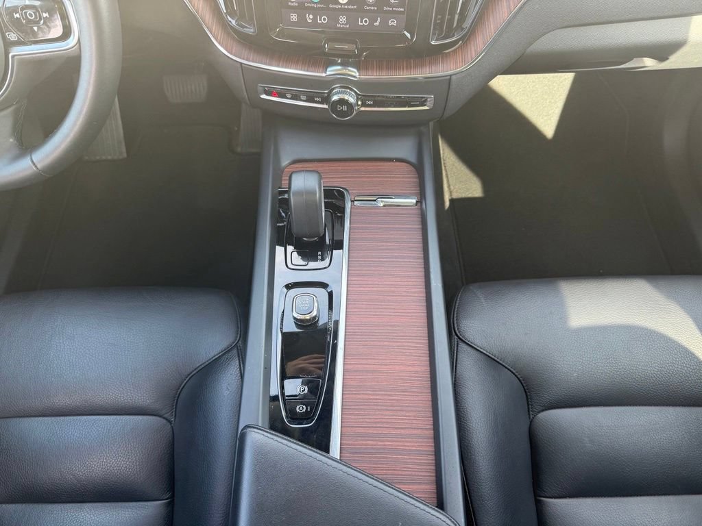2024 Volvo XC60 Plus - Photo 26