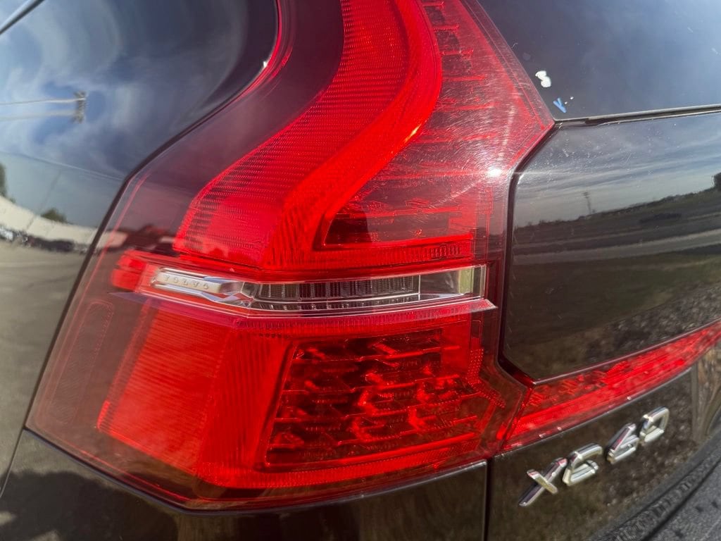 2024 Volvo XC60 Plus - Photo 11