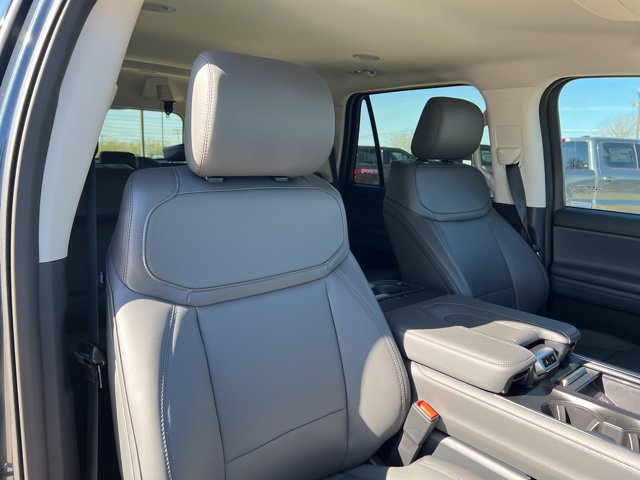 2026 Ford Expedition Active - Photo 27