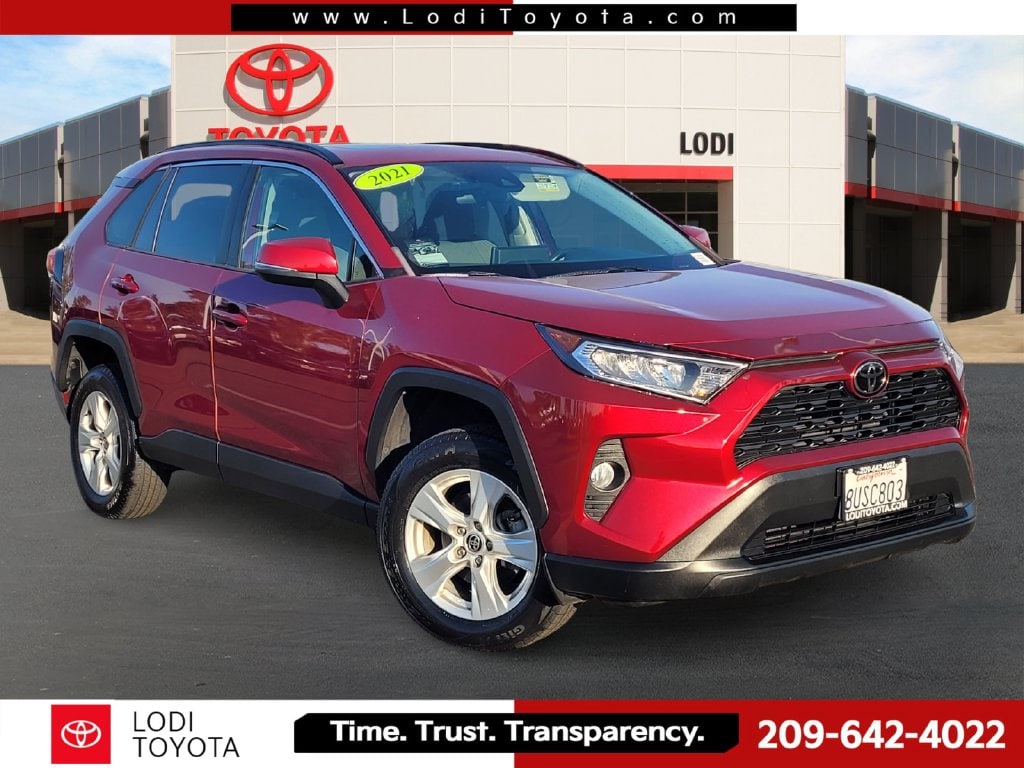 2021 Toyota RAV4 XLE