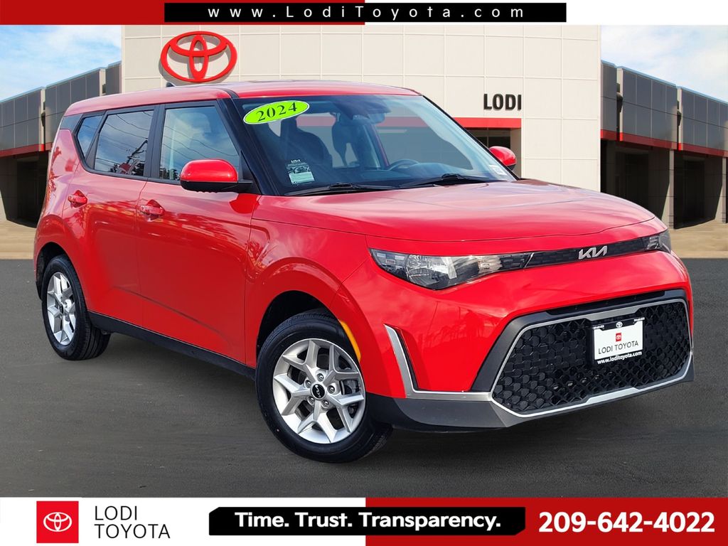 2024 Kia Soul LX