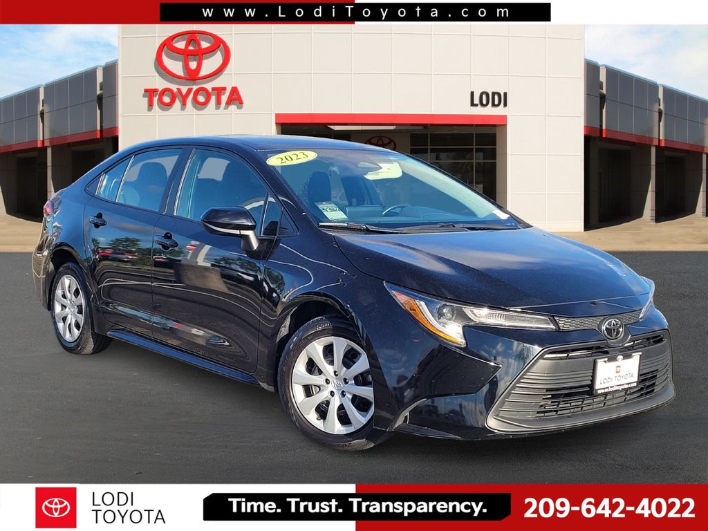 2023 Toyota Corolla LE